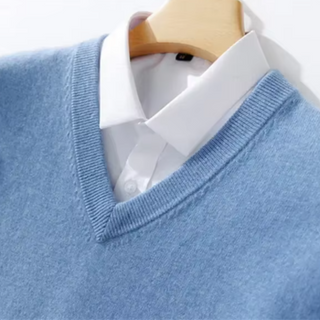 Eleganter Pullover mit V-Ausschnitt