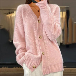 Aaliyah | Cardigan mit Knopfleiste, V-Ausschnitt und Diamantstrick-Detail